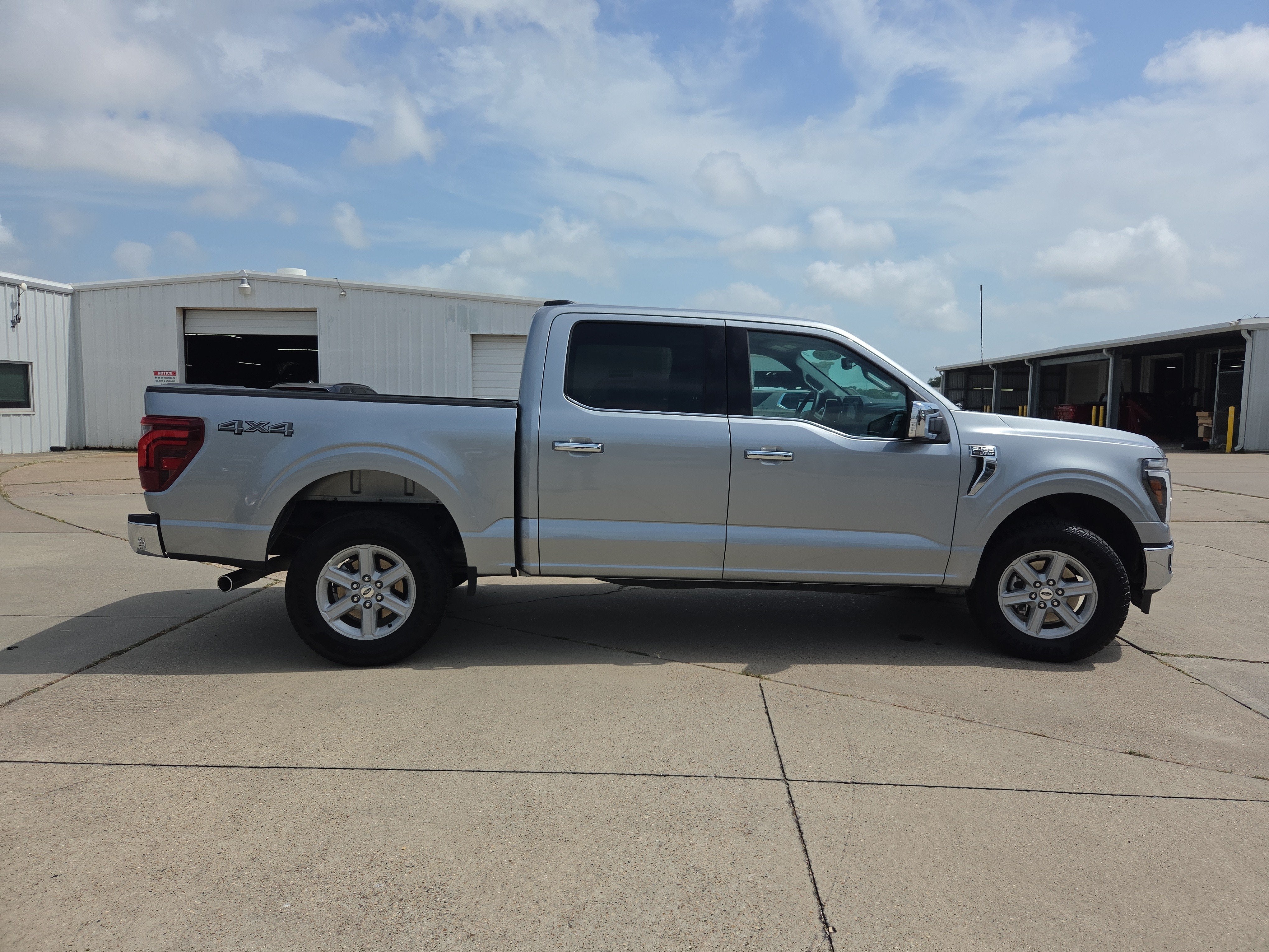 2025 Ford F-150 LARIAT