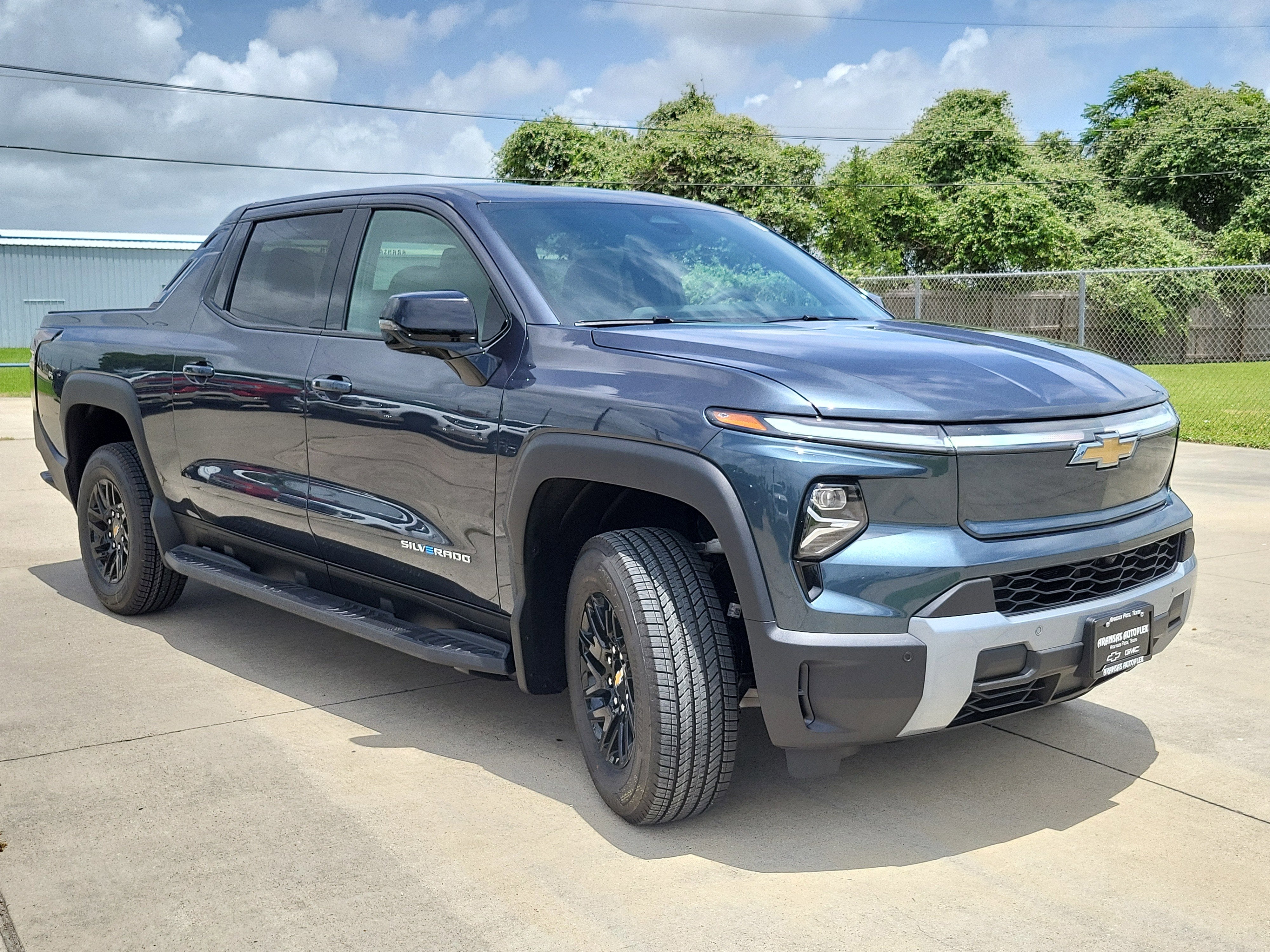 2025 Chevrolet Silverado EV LT - Extended Range