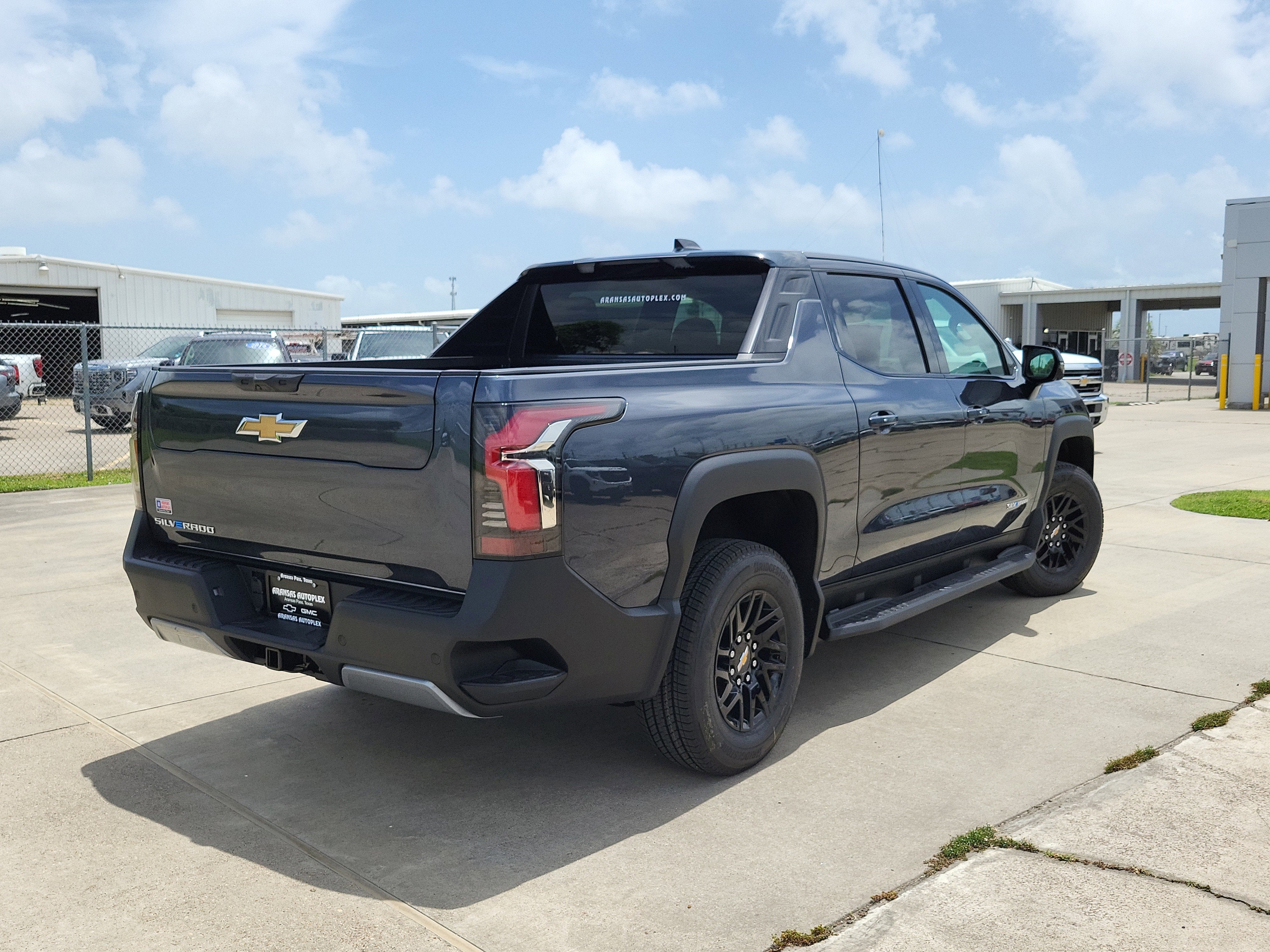 2025 Chevrolet Silverado EV LT - Extended Range
