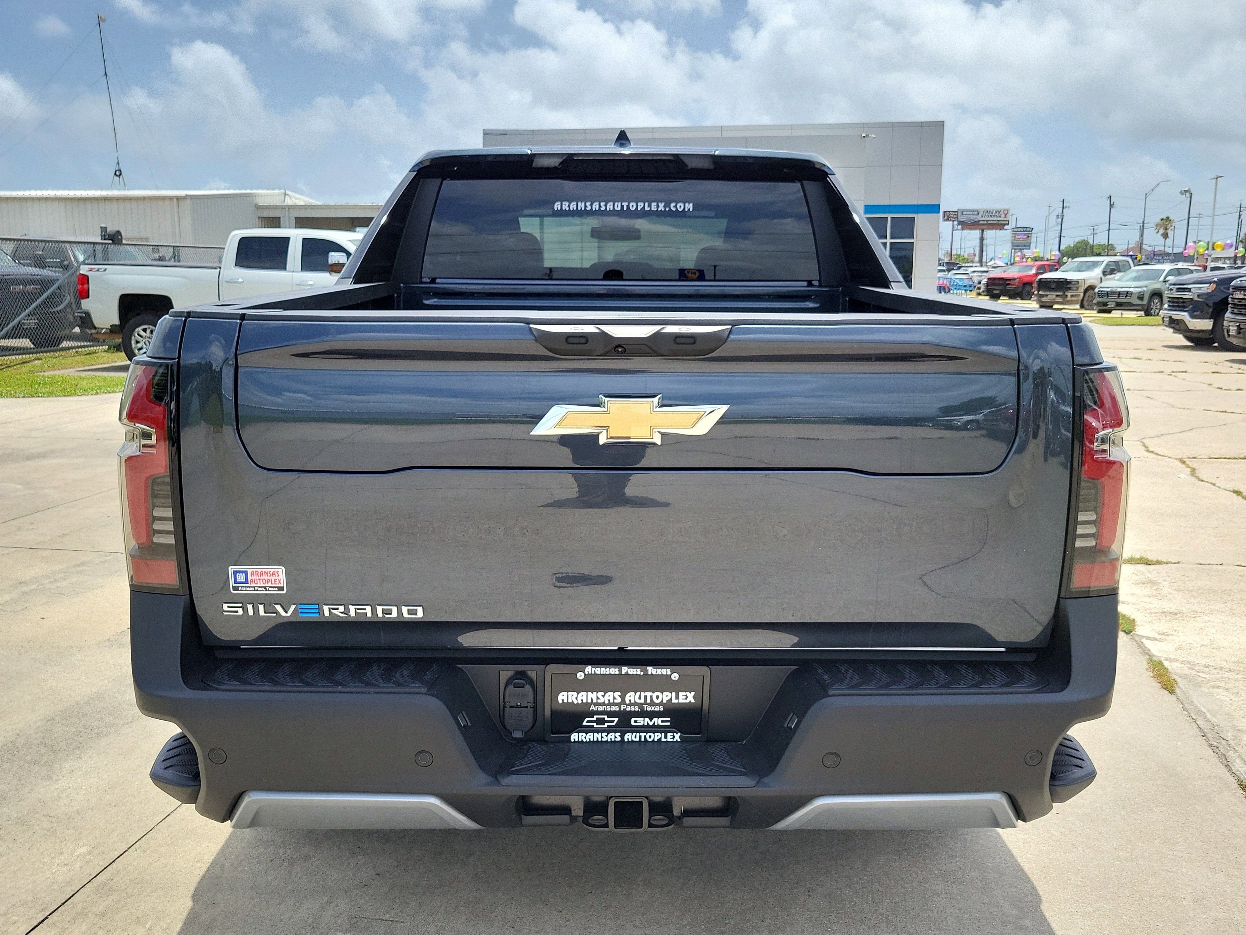 2025 Chevrolet Silverado EV LT - Extended Range