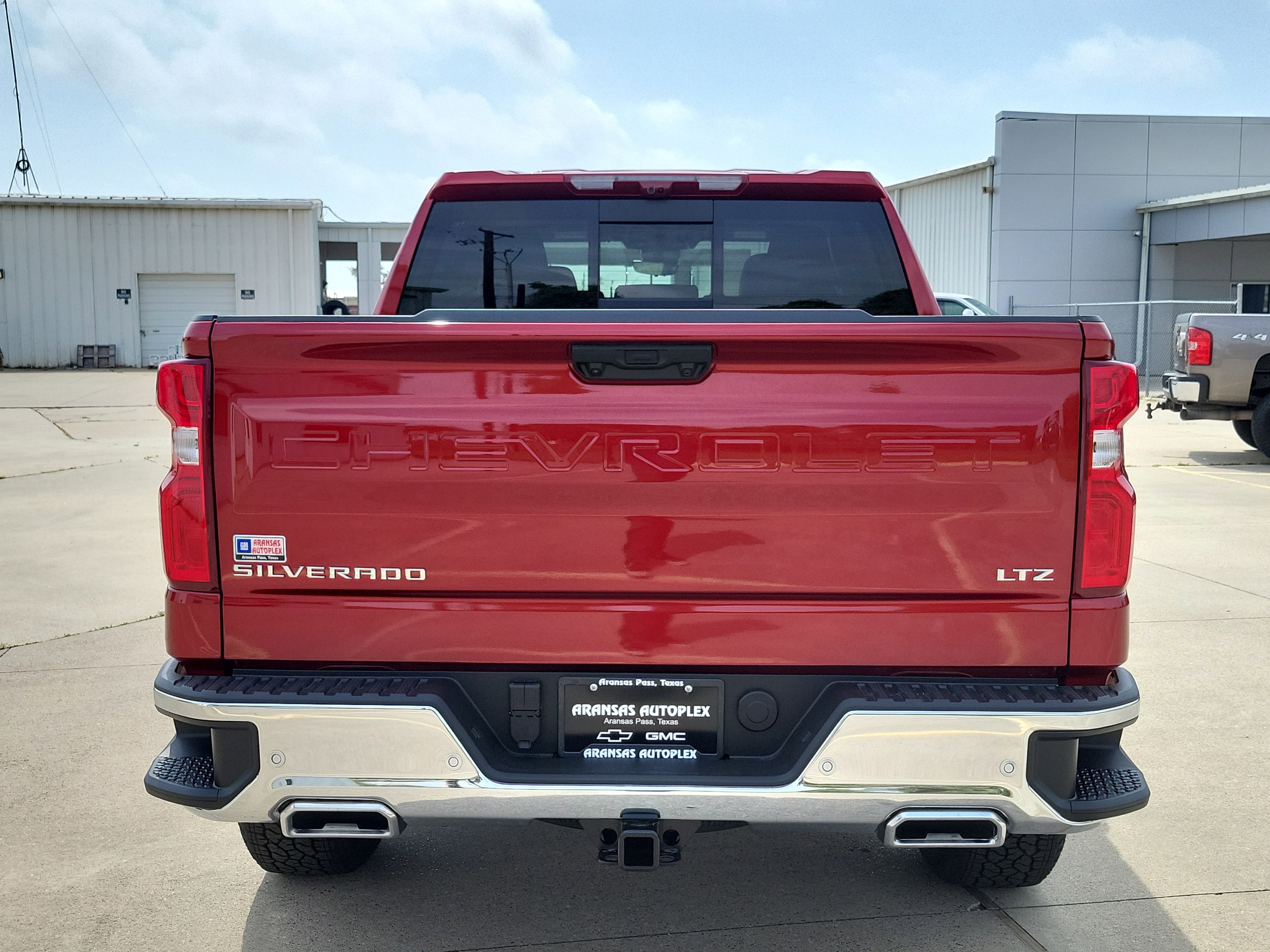 2025 Chevrolet Silverado 1500 LTZ