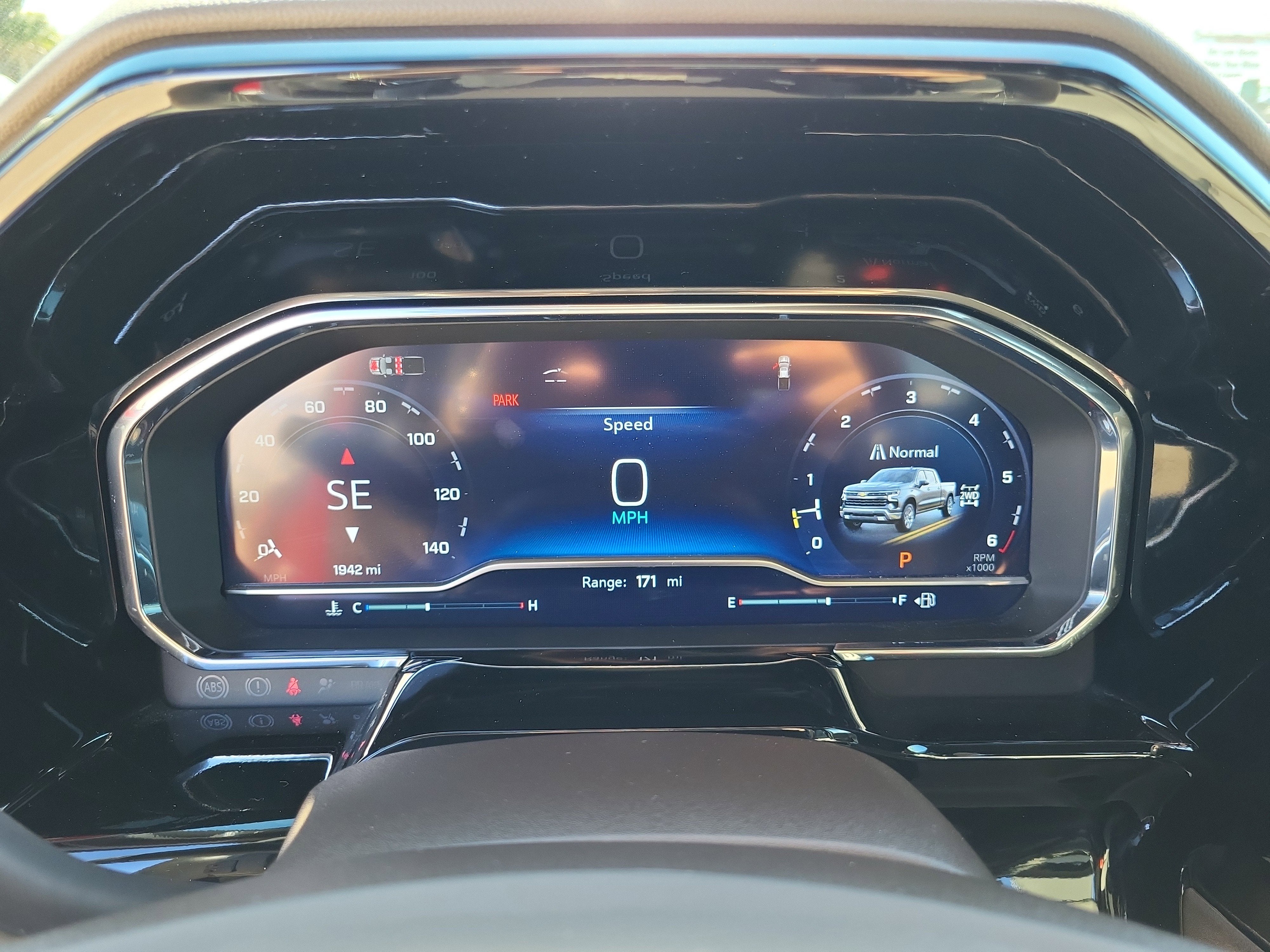 2025 Chevrolet Silverado 1500 LTZ