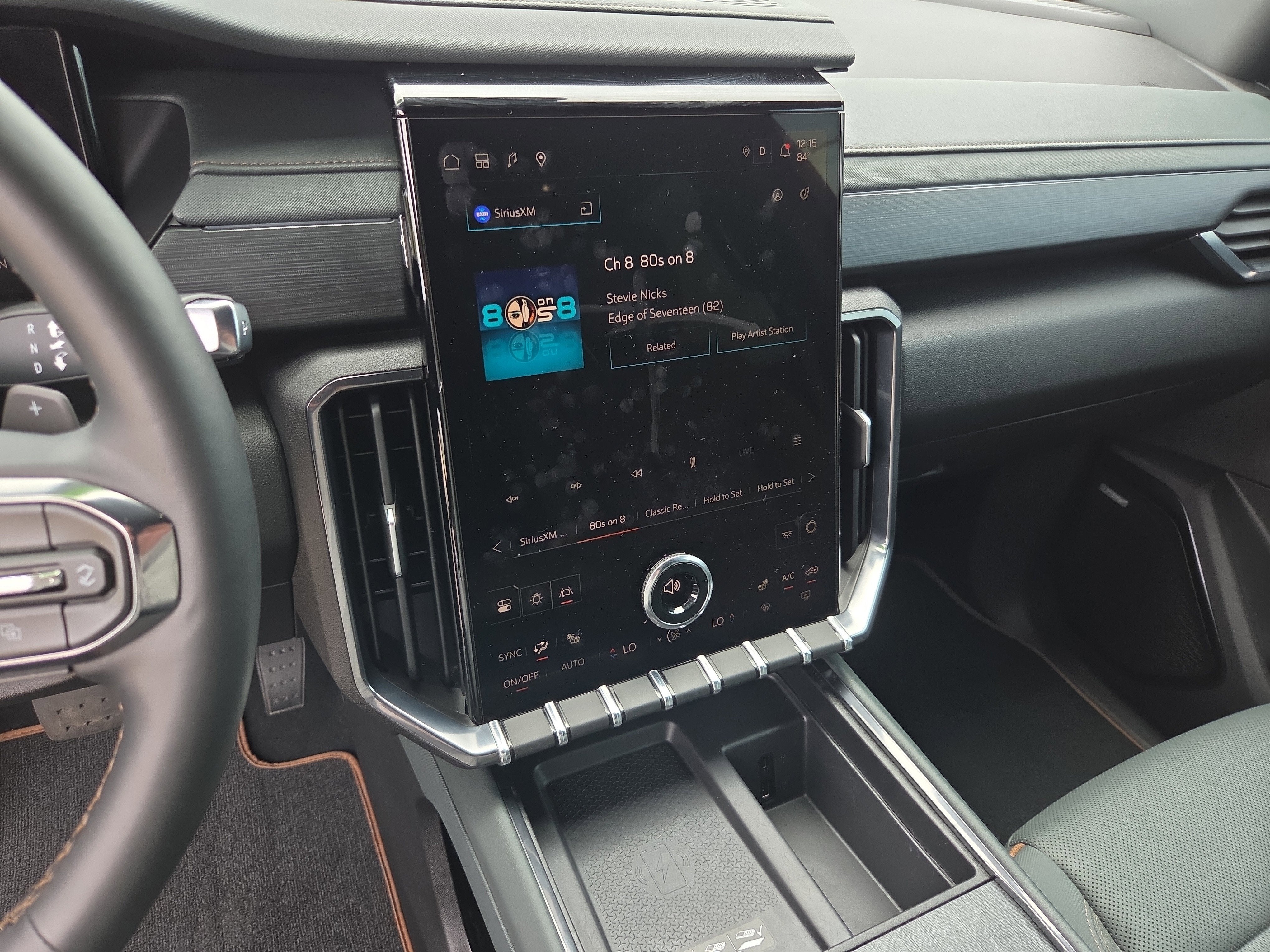 2024 GMC Acadia AT4