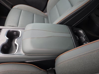 2024 GMC Acadia AT4