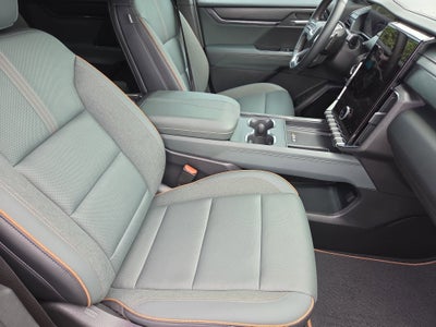 2024 GMC Acadia AT4