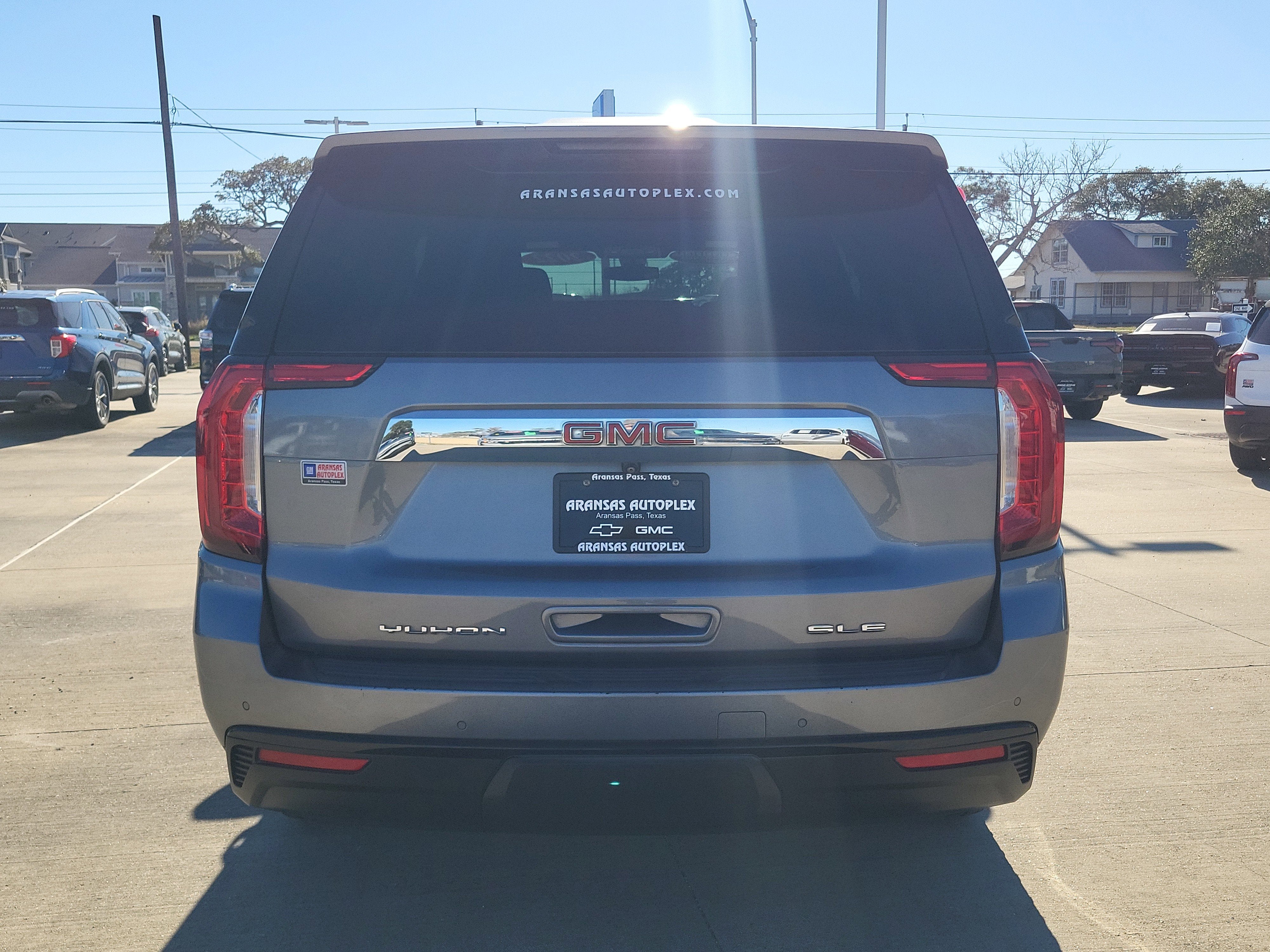 2022 GMC Yukon SLE