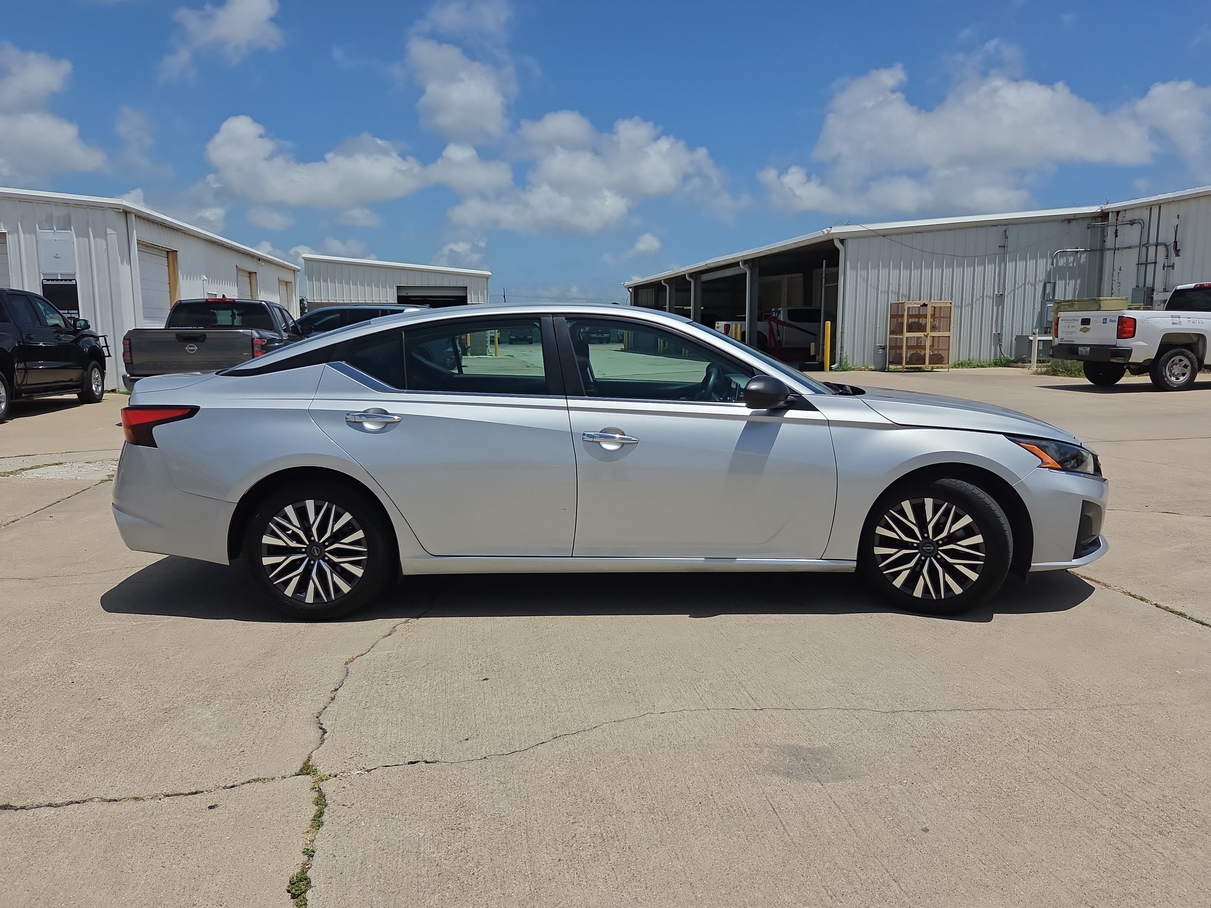 2024 Nissan Altima 2.5 SV