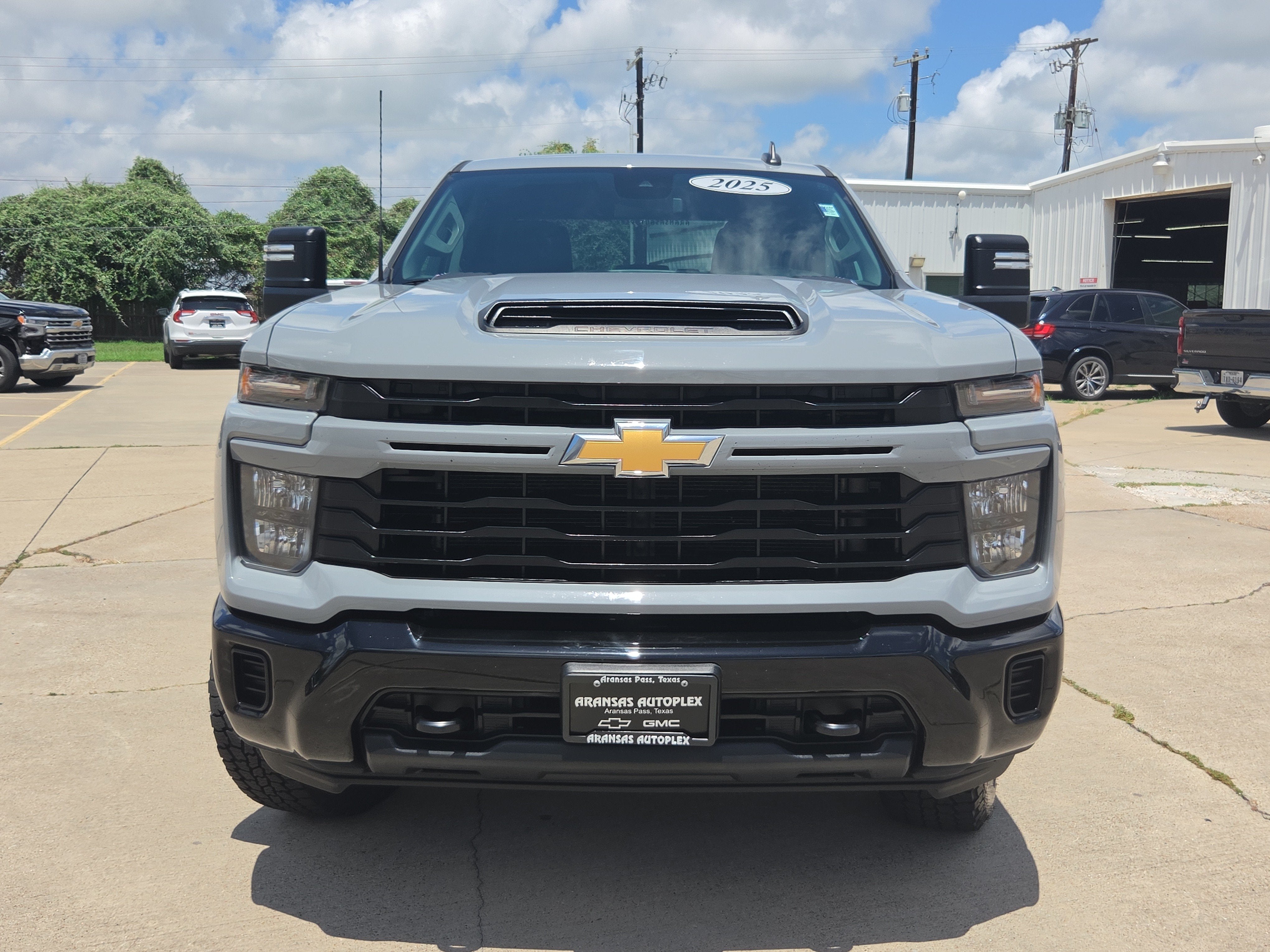 2025 Chevrolet Silverado 2500 HD Custom