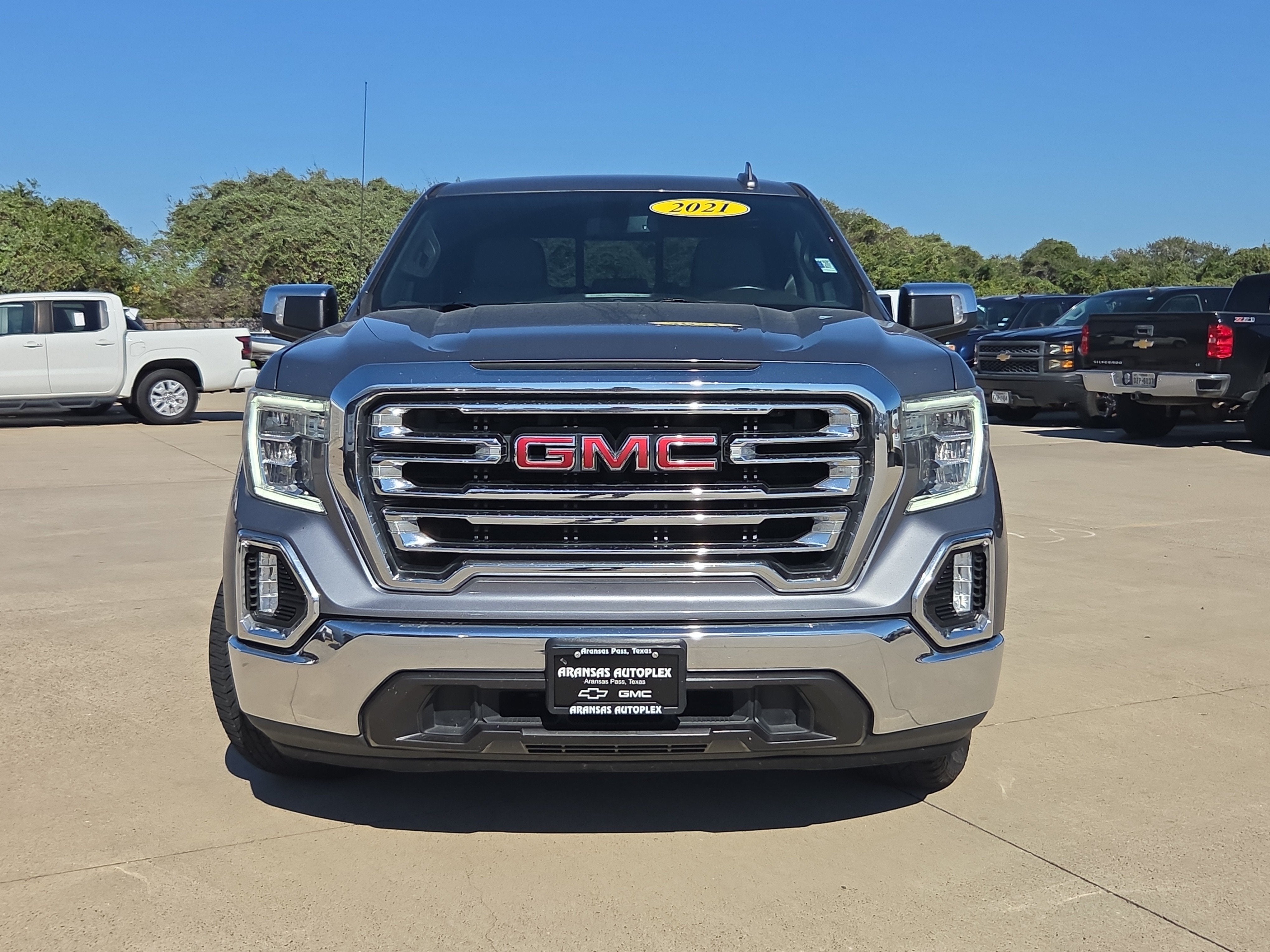 2021 GMC Sierra 1500 SLT