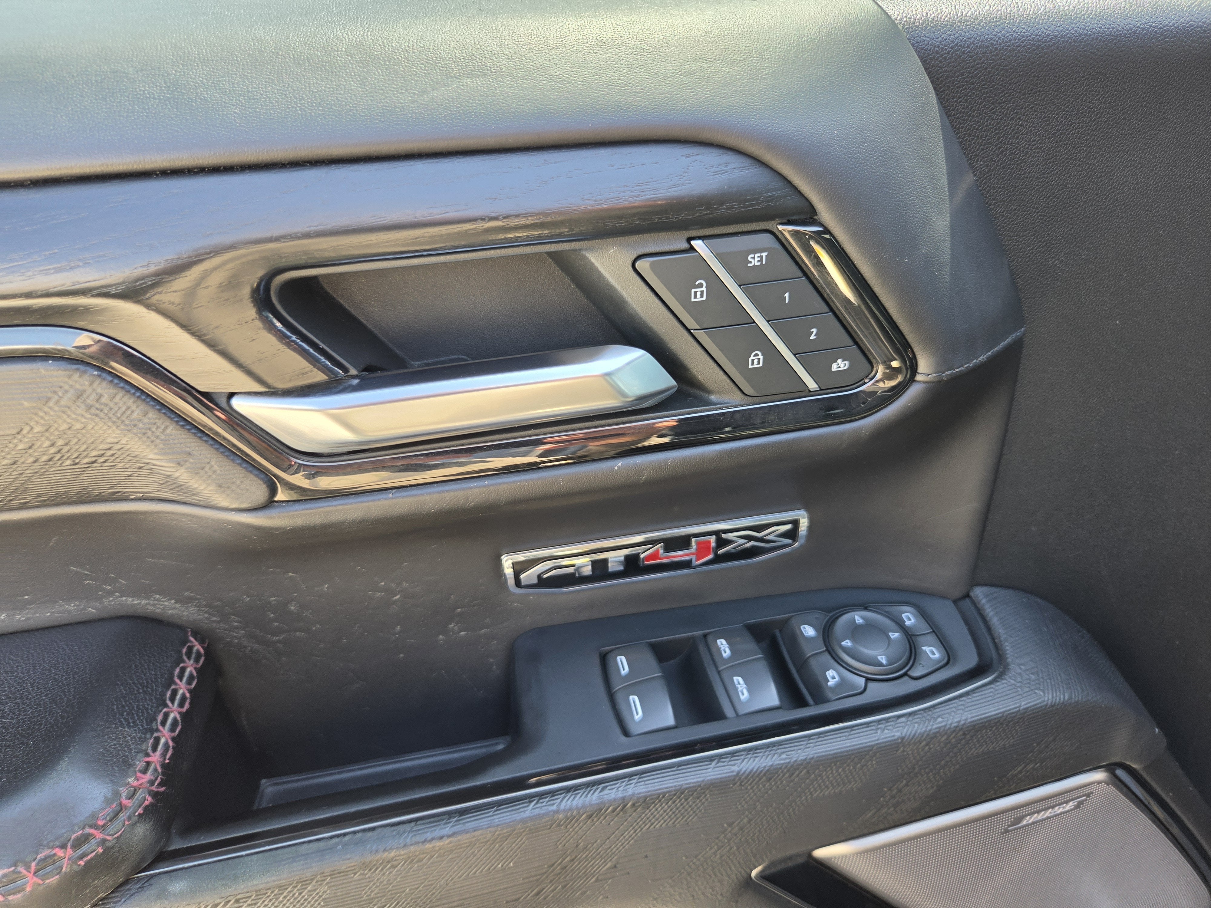 2023 GMC Sierra 1500 AT4X