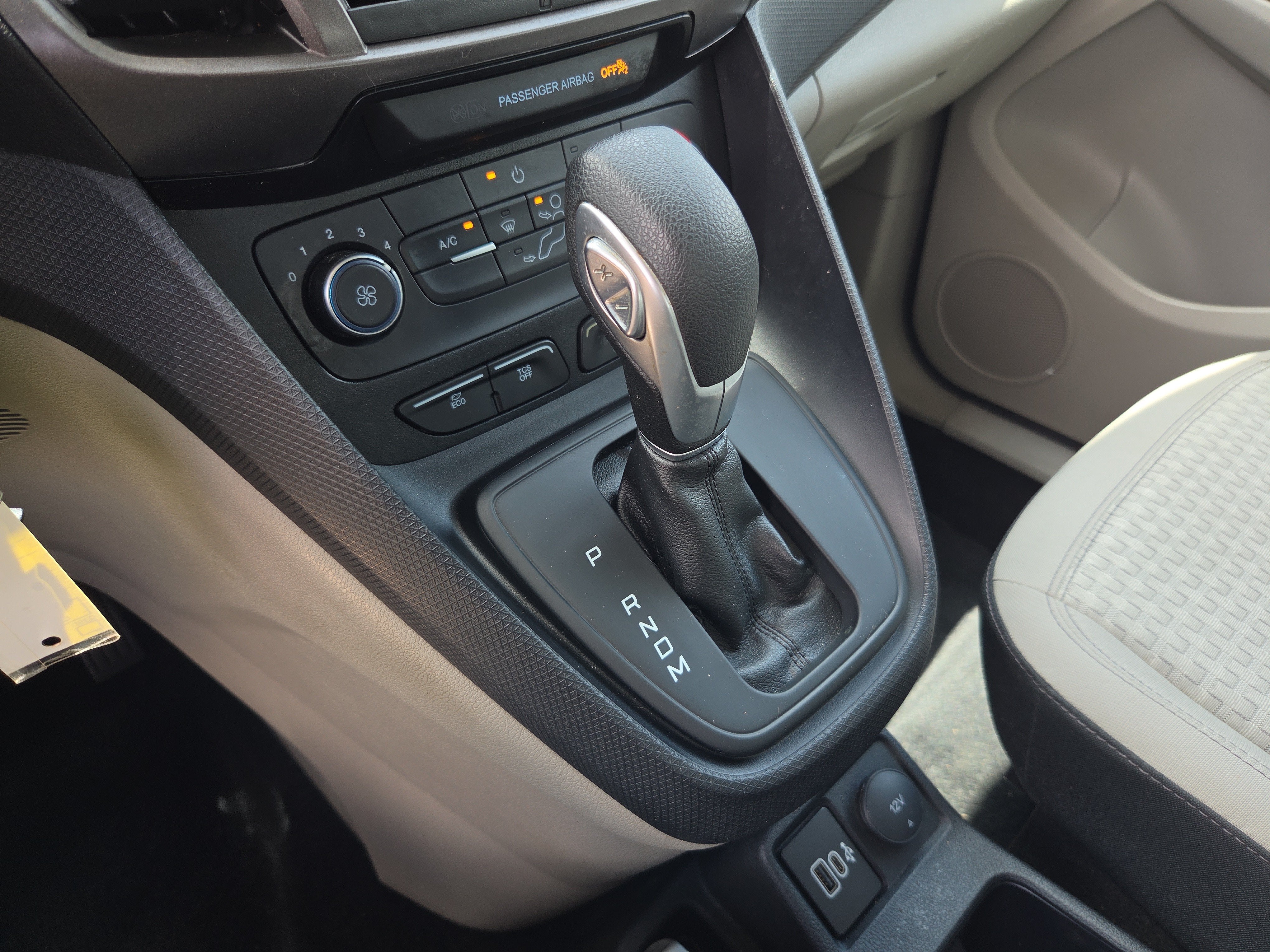 2022 Ford Transit Connect Van XLT