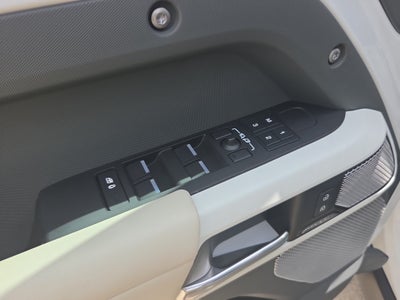 2023 Land Rover Defender First Edition