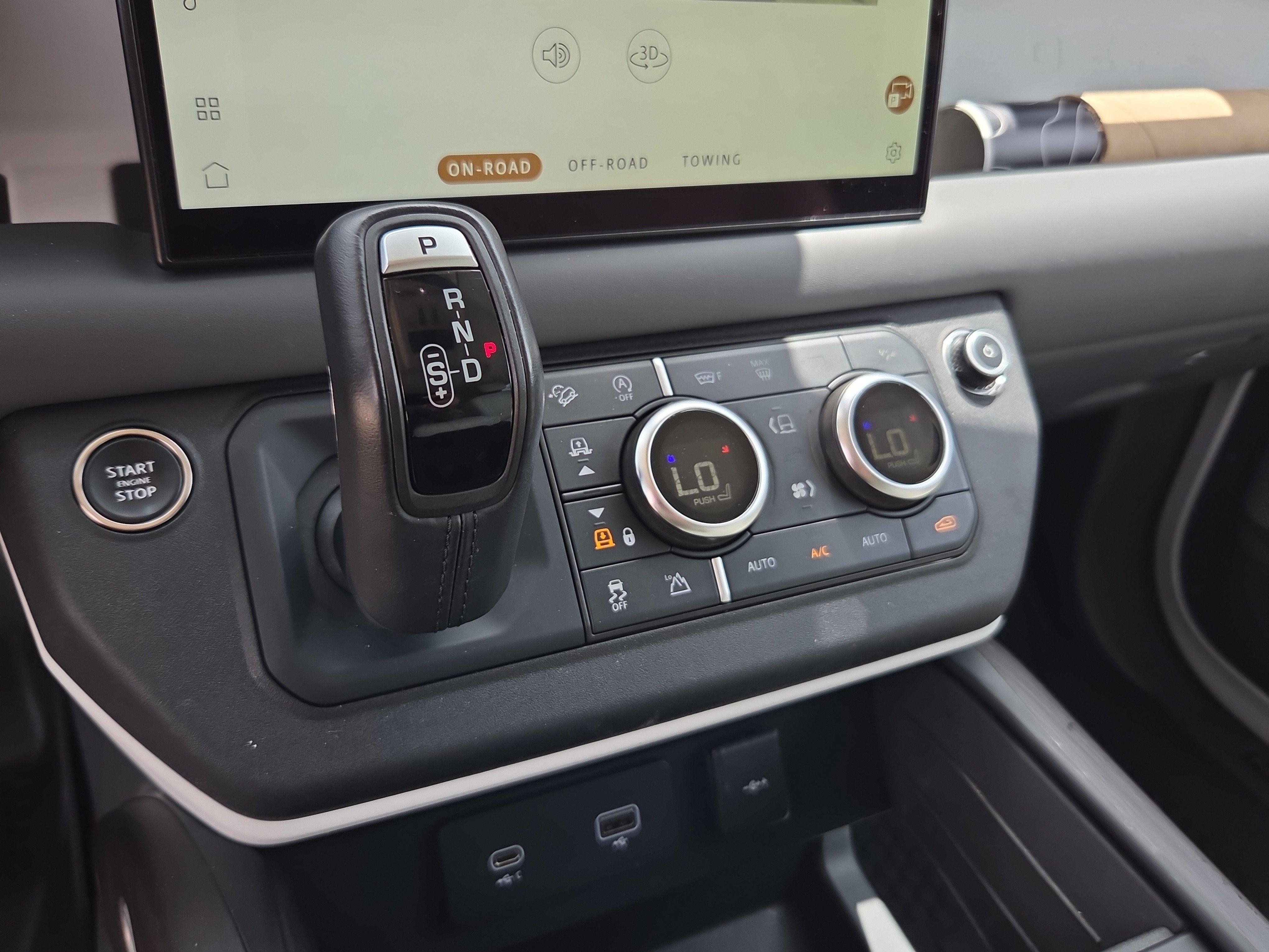 2023 Land Rover Defender First Edition