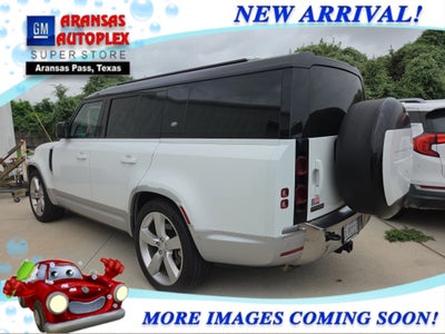 2023 Land Rover Defender First Edition
