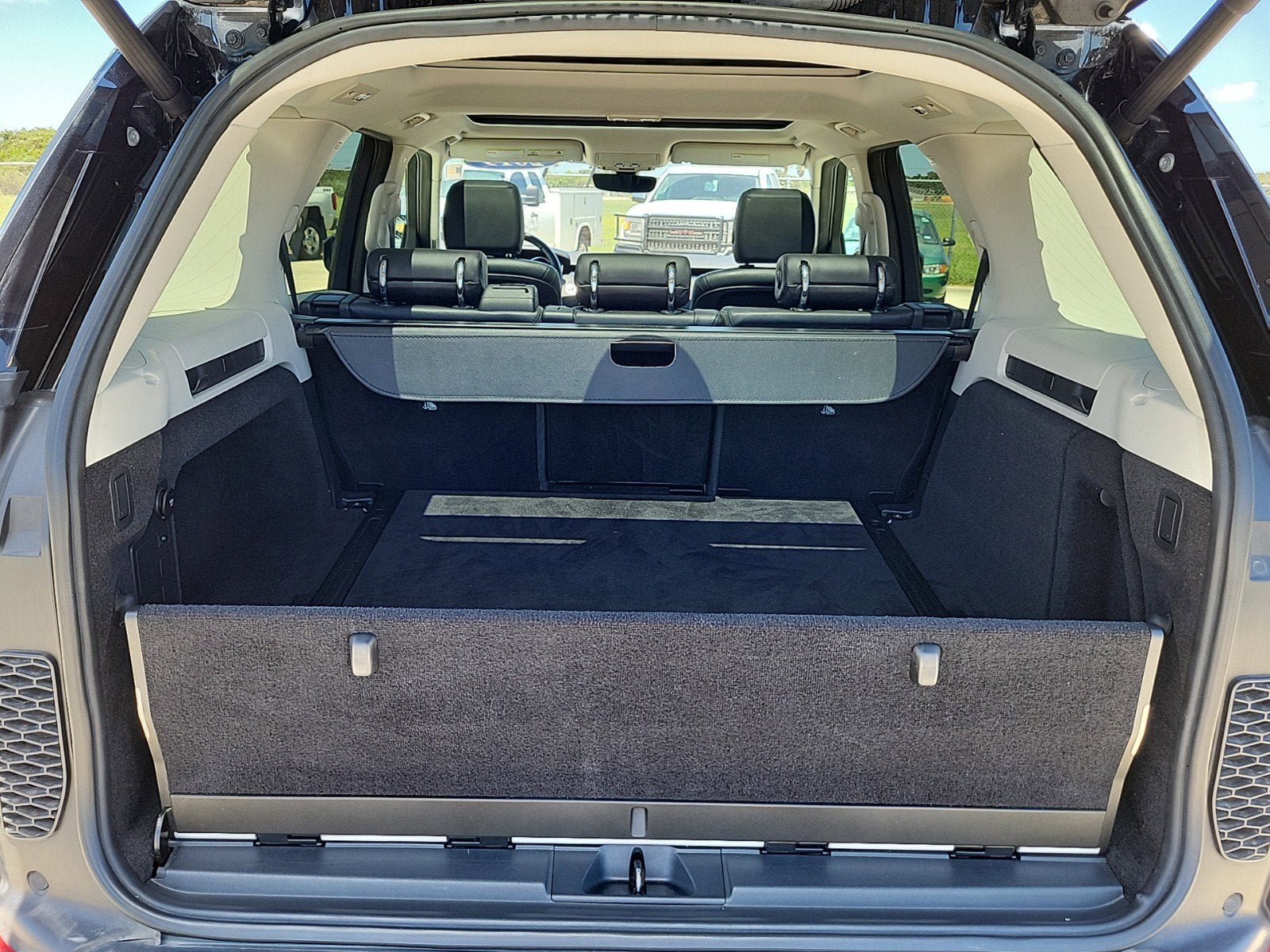 2019 Land Rover Discovery SE